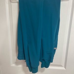 FIGS pacific blue HW zamora joggers